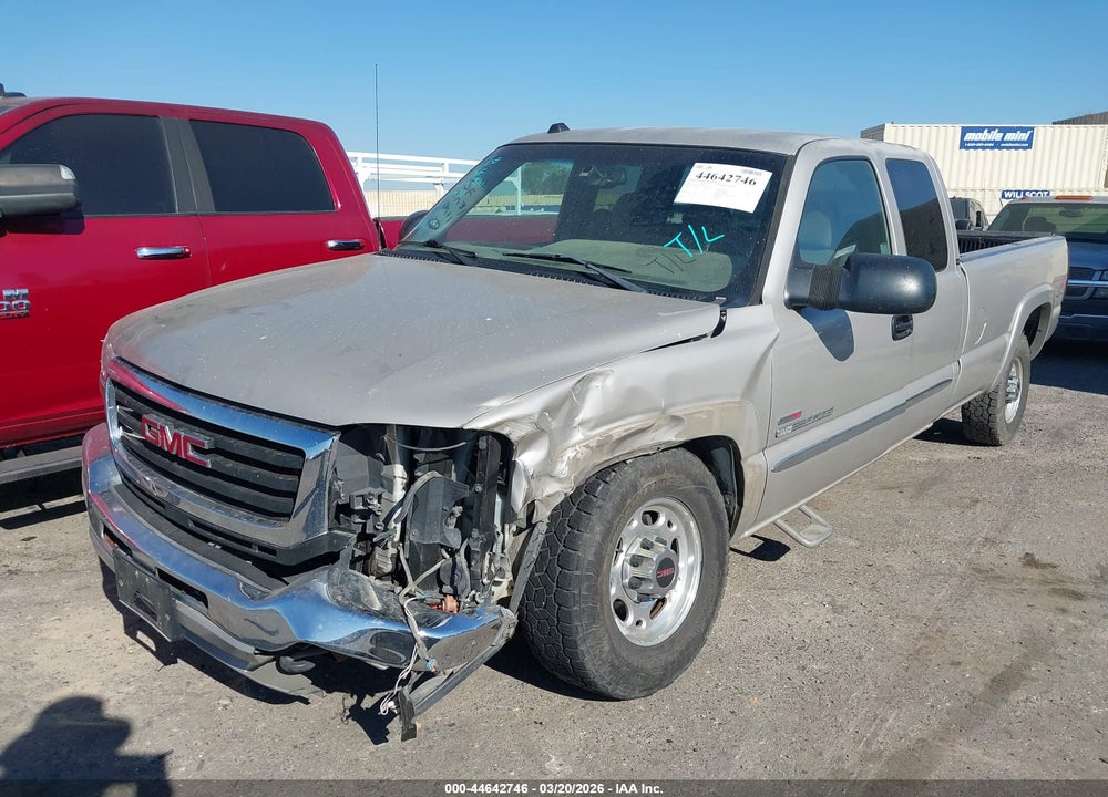2005 GMC SIERRA 2500HD SLE VIN: 1GTHK29295E197919