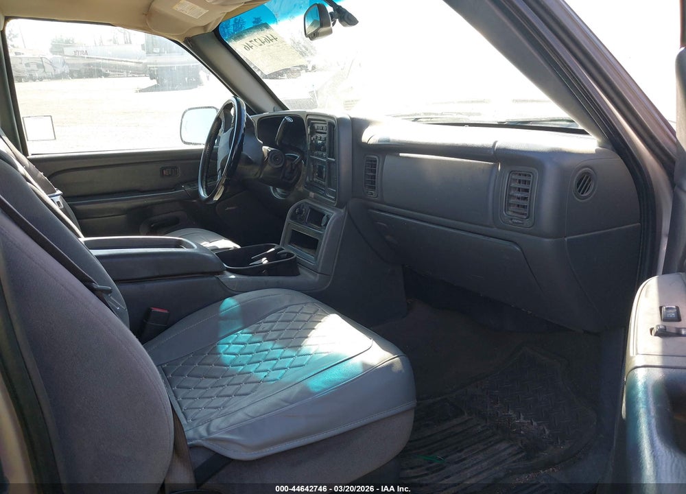 2005 GMC SIERRA 2500HD SLE VIN: 1GTHK29295E197919