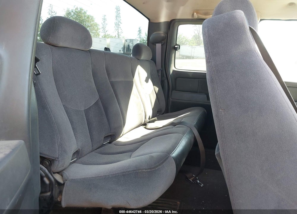 2005 GMC SIERRA 2500HD SLE VIN: 1GTHK29295E197919