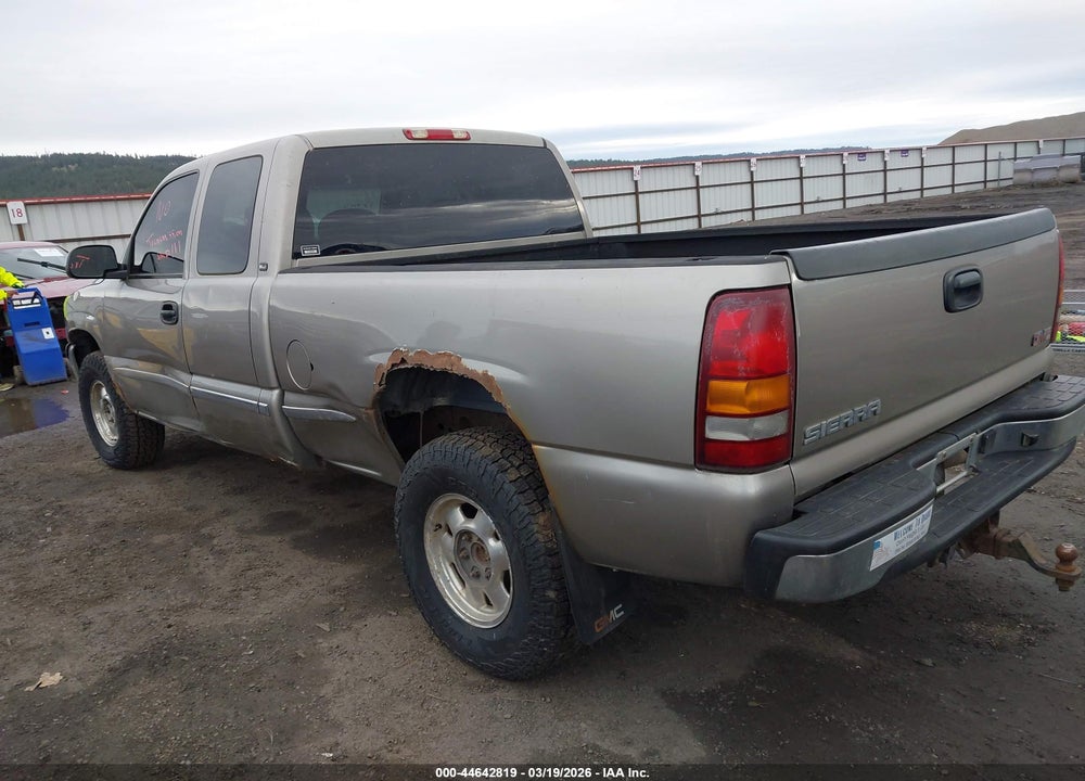2002 GMC SIERRA 1500 SLE VIN: 1GTEK19T72E299768