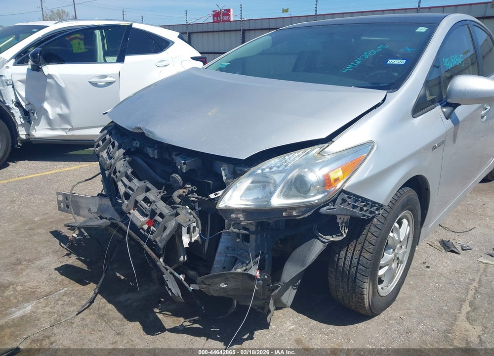 2010 TOYOTA PRIUS III VIN: JTDKN3DUXA0140454