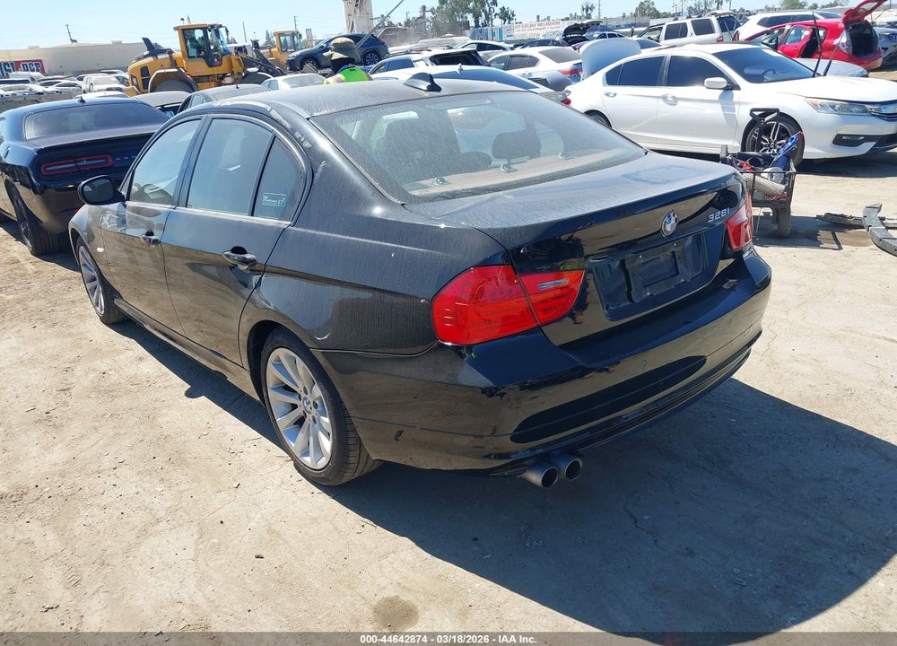 2011 BMW 328I VIN: WBAPH5G59BNM76613