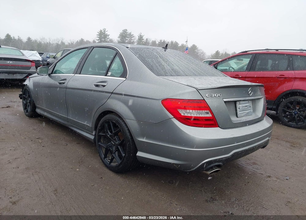 2013 MERCEDES-BENZ C 300 SPORT 4MATIC VIN: WDDGF8ABXDR278990