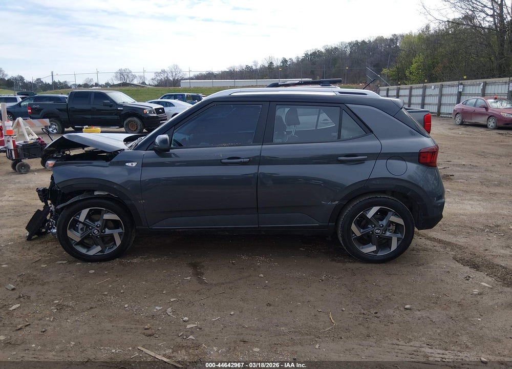 2024 HYUNDAI VENUE LIMITED VIN: KMHRC8A36RU327364