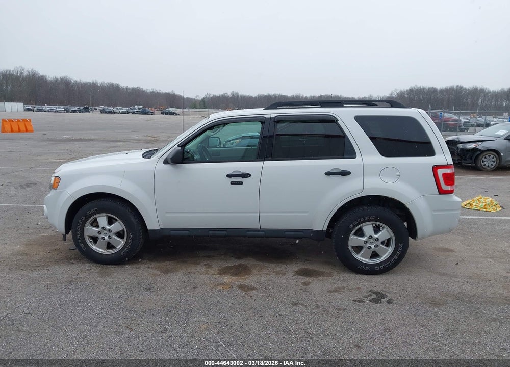 2011 FORD ESCAPE XLT VIN: 1FMCU9D79BKC11228
