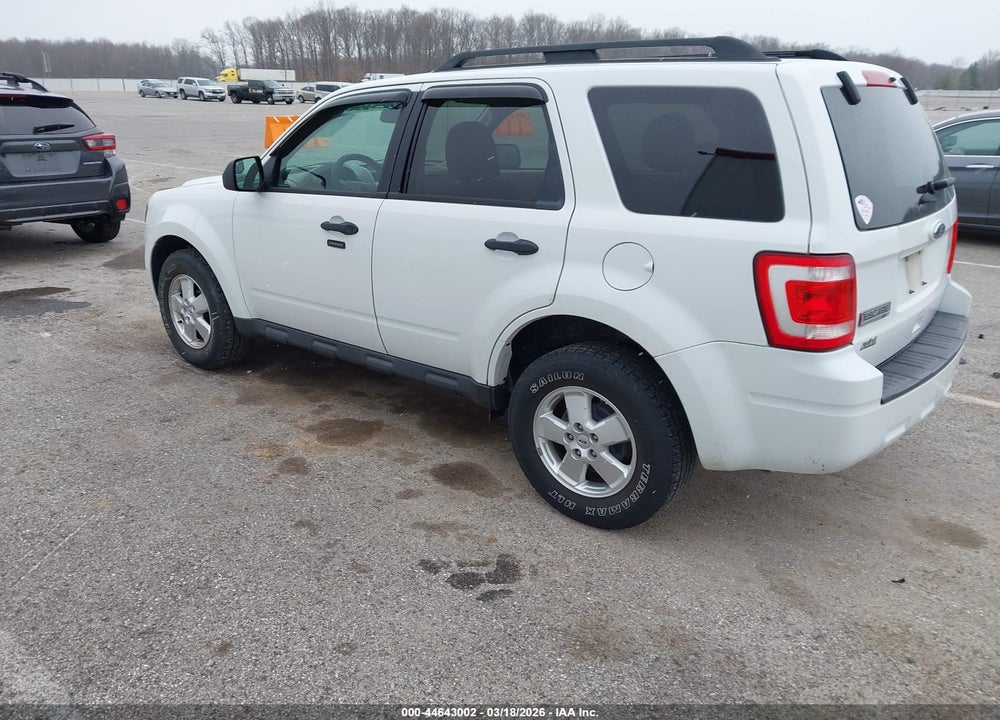 2011 FORD ESCAPE XLT VIN: 1FMCU9D79BKC11228