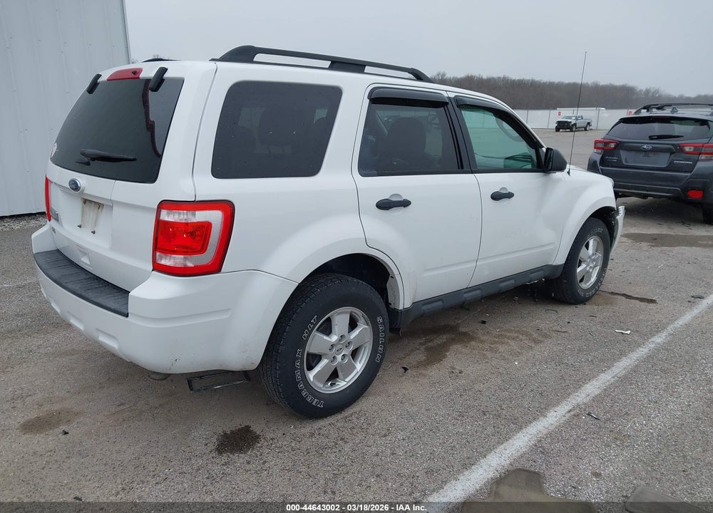 2011 FORD ESCAPE XLT VIN: 1FMCU9D79BKC11228