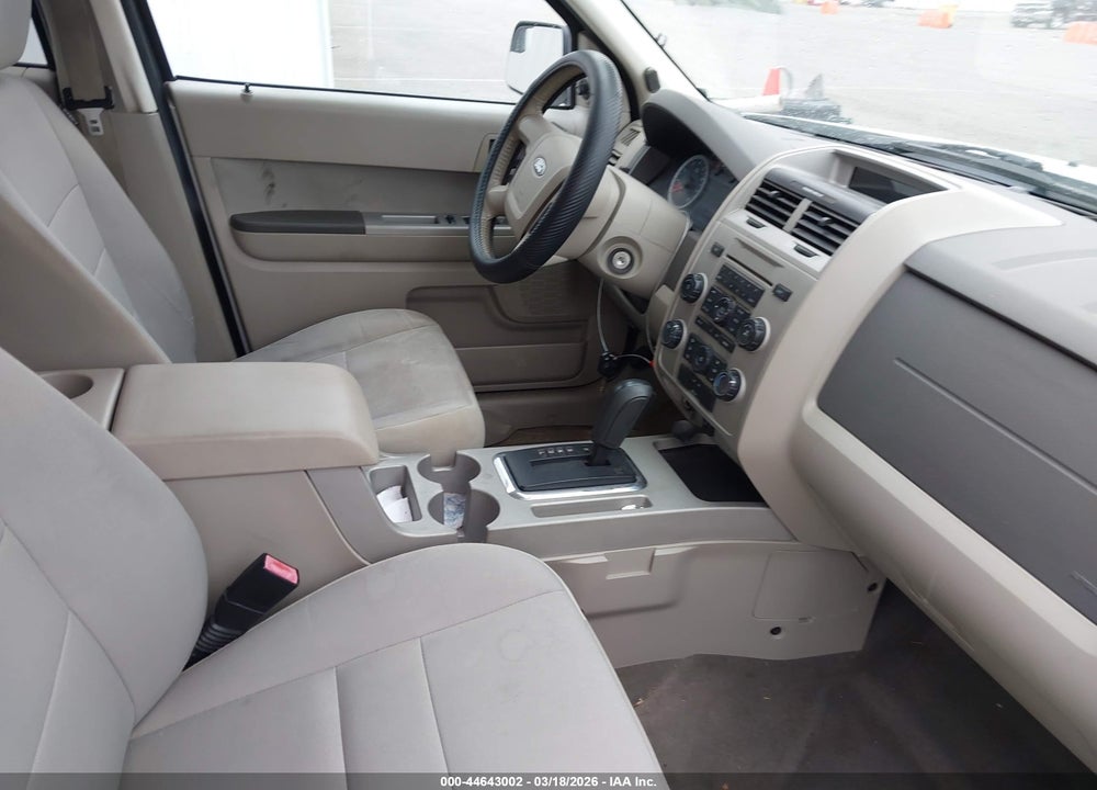 2011 FORD ESCAPE XLT VIN: 1FMCU9D79BKC11228