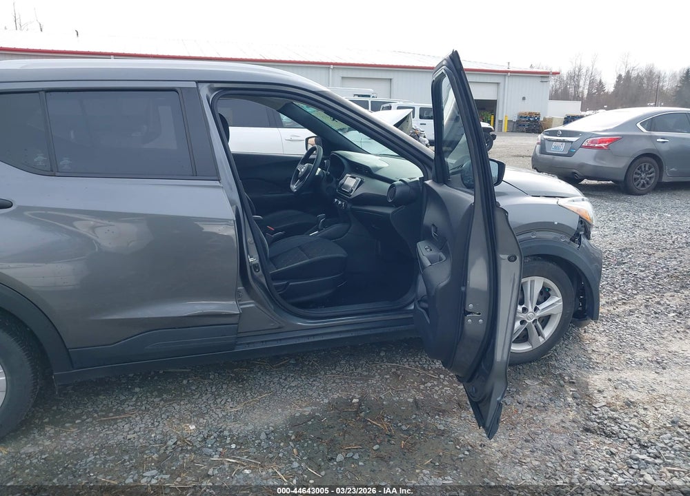 2019 NISSAN KICKS S VIN: 3N1CP5CU3KL544232
