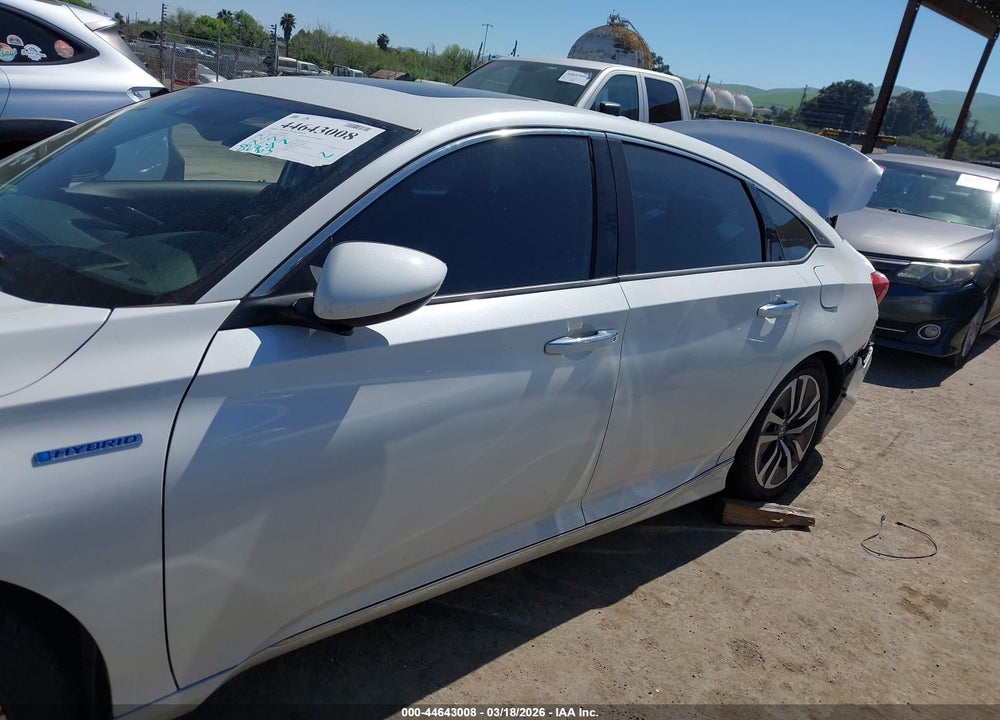 2019 HONDA ACCORD HYBRID TOURING VIN: 1HGCV3F9XKA017862