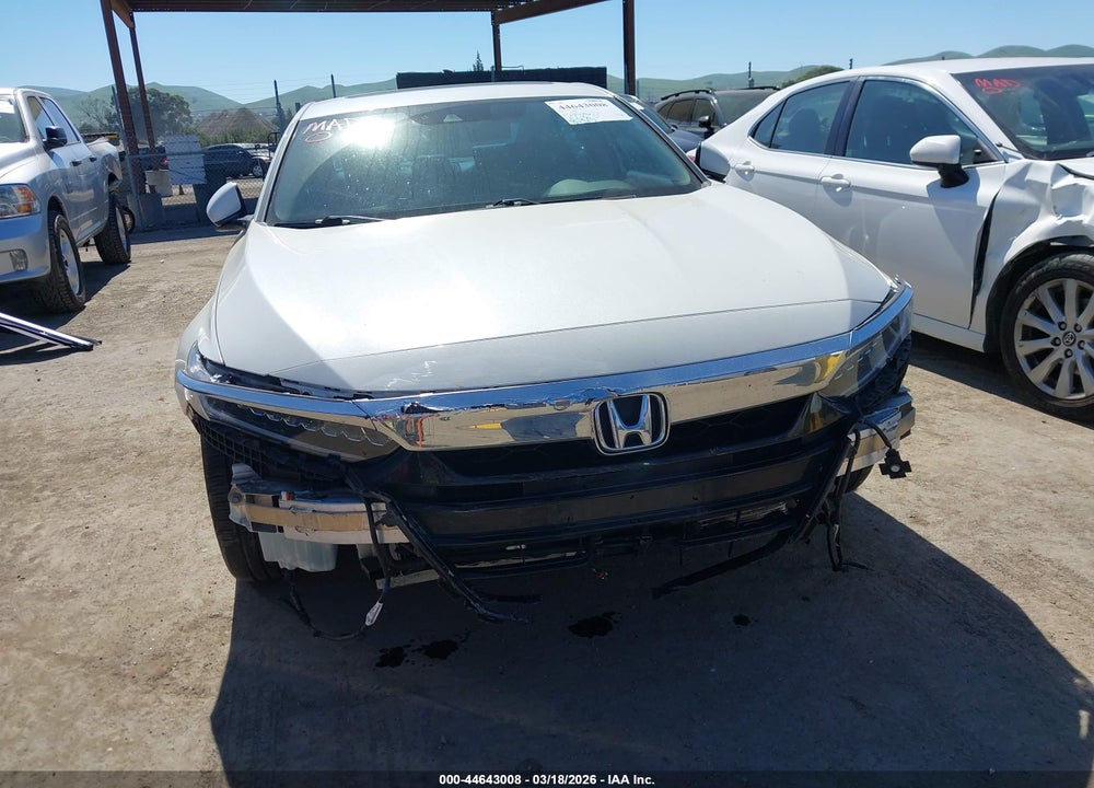 2019 HONDA ACCORD HYBRID TOURING VIN: 1HGCV3F9XKA017862
