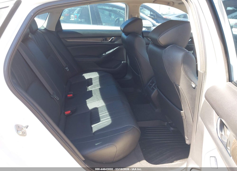 2019 HONDA ACCORD HYBRID TOURING VIN: 1HGCV3F9XKA017862