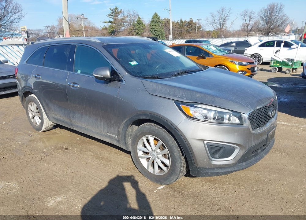 2016 KIA SORENTO 3.3L LX VIN: 5XYPGDA59GG177551