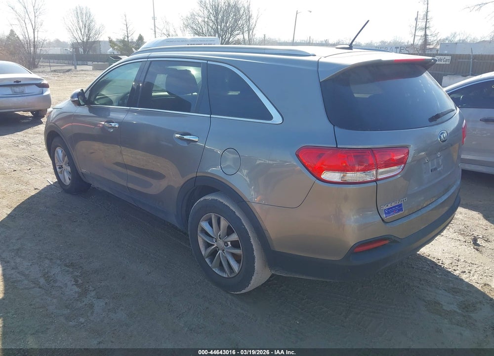 2016 KIA SORENTO 3.3L LX VIN: 5XYPGDA59GG177551