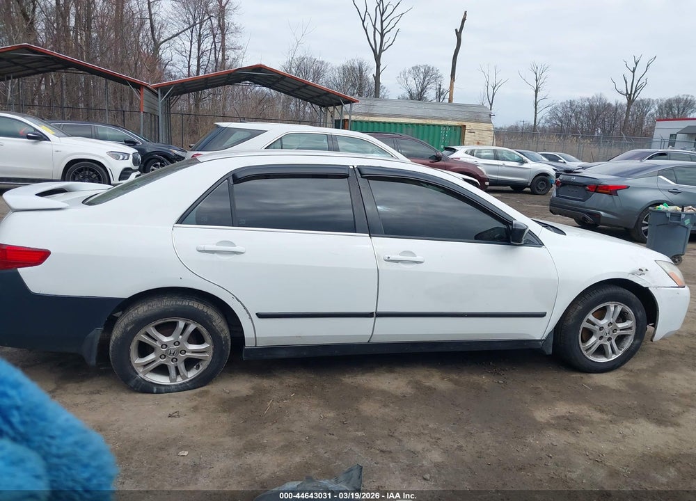2005 HONDA ACCORD 2.4 DX/DX VP VIN: 1HGCM56175A132299