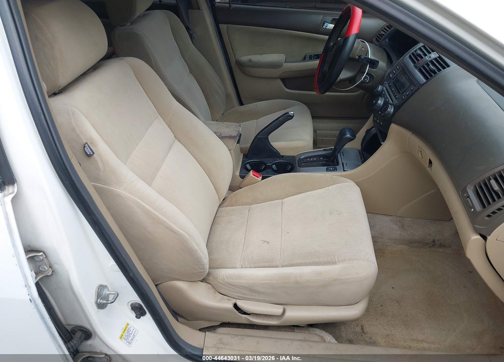 2005 HONDA ACCORD 2.4 DX/DX VP VIN: 1HGCM56175A132299
