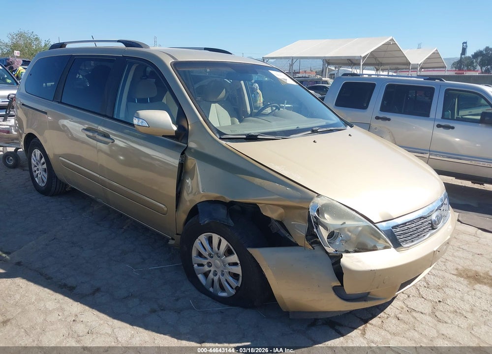 2011 KIA SEDONA LX VIN: KNDMG4C74B6405937