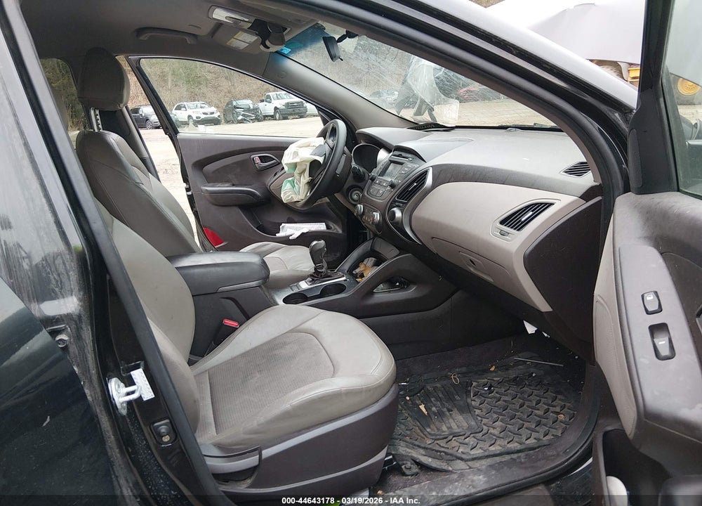 2015 HYUNDAI TUCSON GLS VIN: KM8JTCAF9FU064812