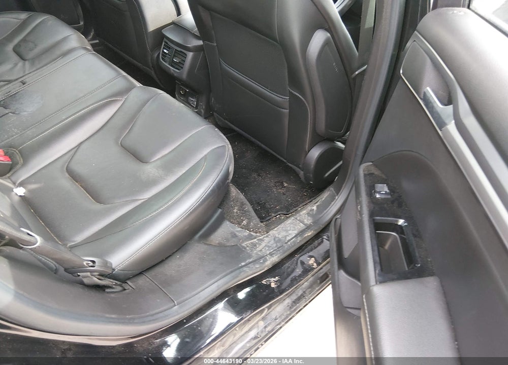 2015 FORD FUSION TITANIUM VIN: 3FA6P0D95FR209828