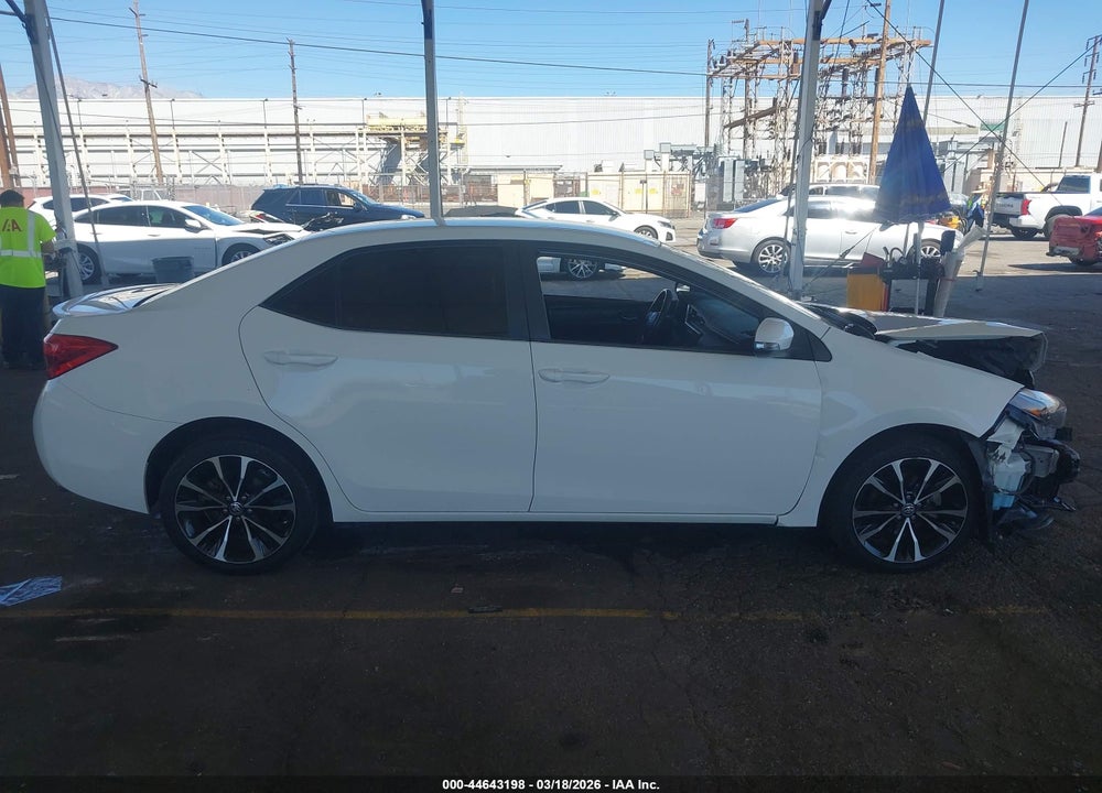 2018 TOYOTA COROLLA SE VIN: 5YFBURHE3JP774025
