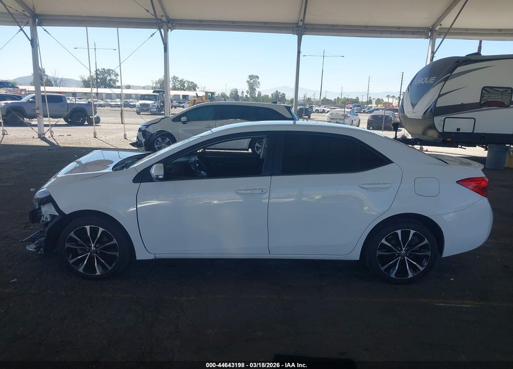 2018 TOYOTA COROLLA SE VIN: 5YFBURHE3JP774025