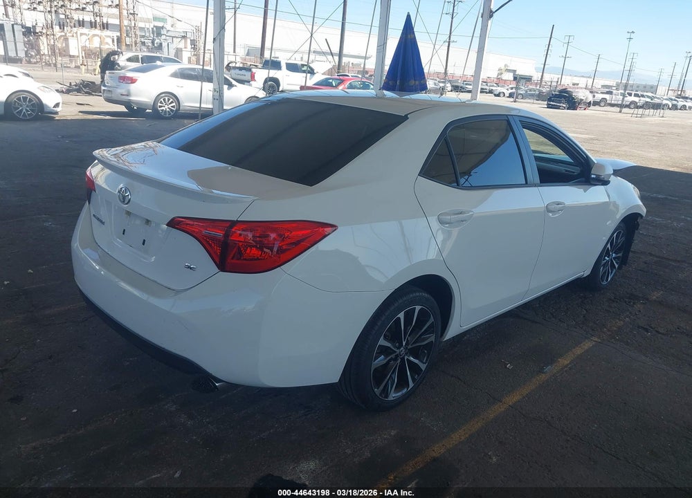 2018 TOYOTA COROLLA SE VIN: 5YFBURHE3JP774025