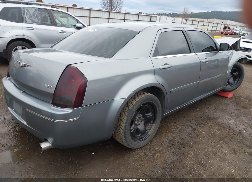 2006 CHRYSLER 300 VIN: 2C3KA43R66H223904