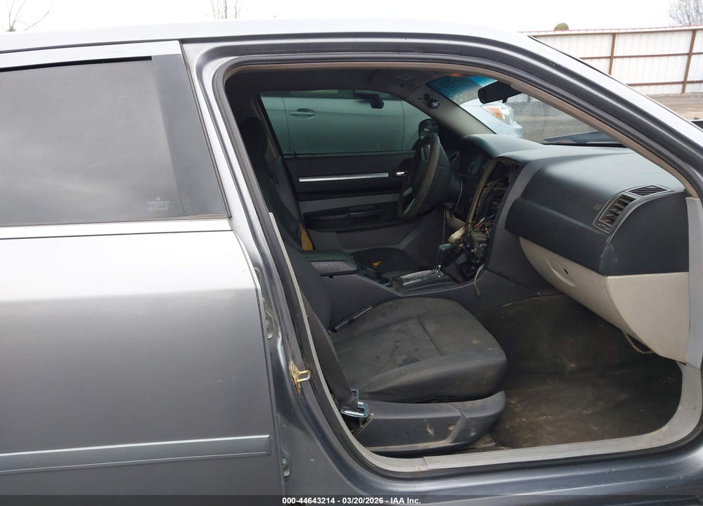 2006 CHRYSLER 300 VIN: 2C3KA43R66H223904