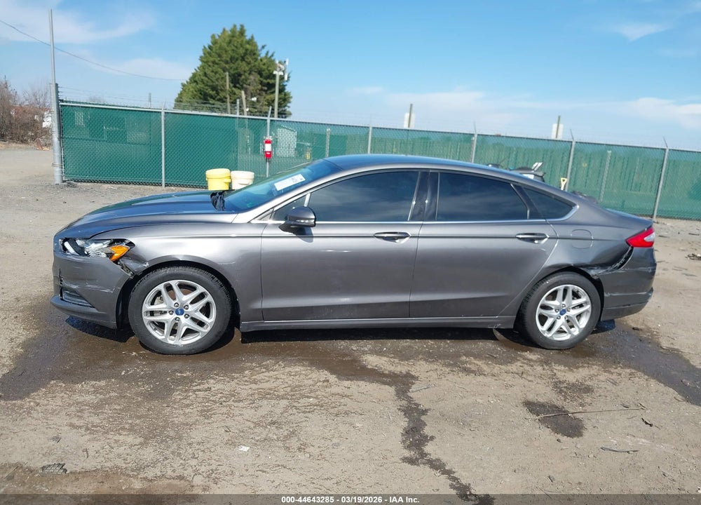 2013 FORD FUSION SE VIN: 3FA6P0HR2DR252790