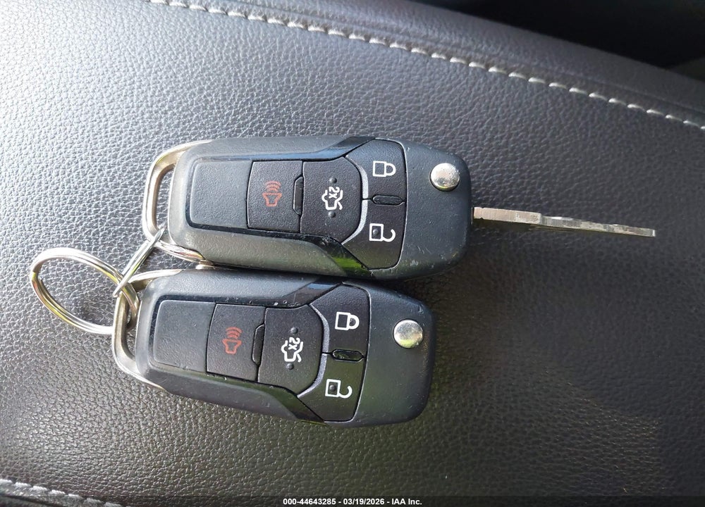 2013 FORD FUSION SE VIN: 3FA6P0HR2DR252790