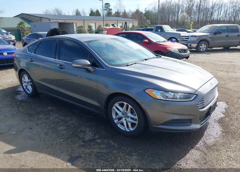2013 FORD FUSION SE VIN: 3FA6P0HR2DR252790