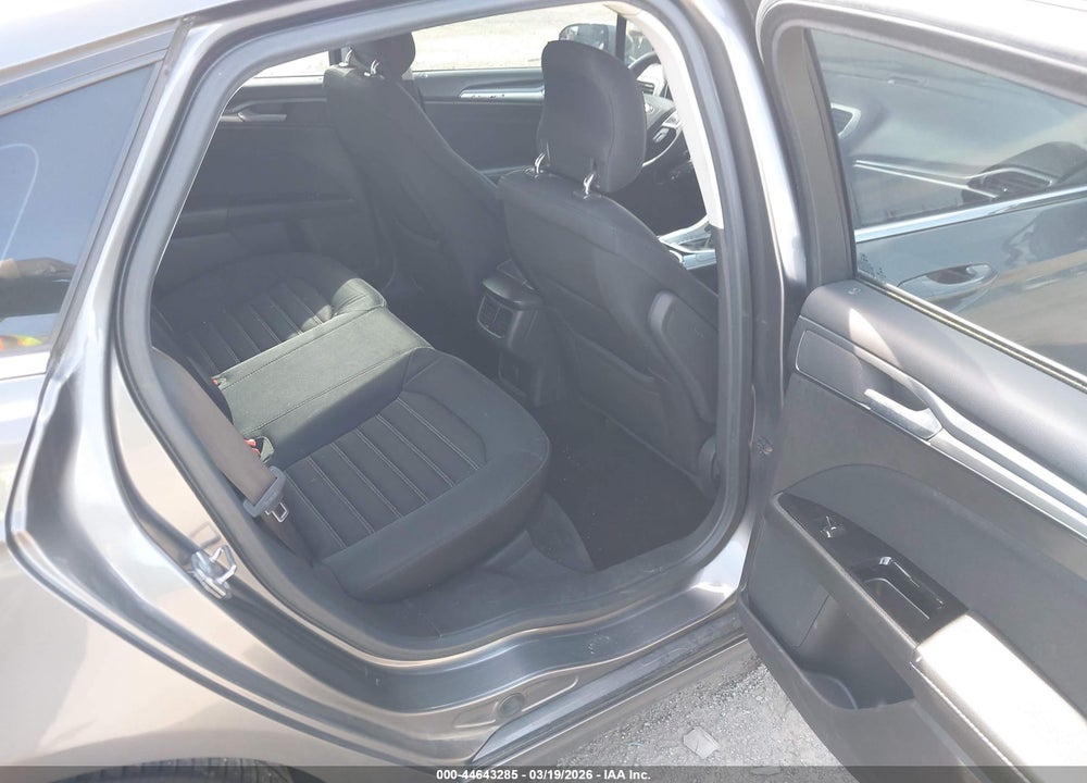 2013 FORD FUSION SE VIN: 3FA6P0HR2DR252790