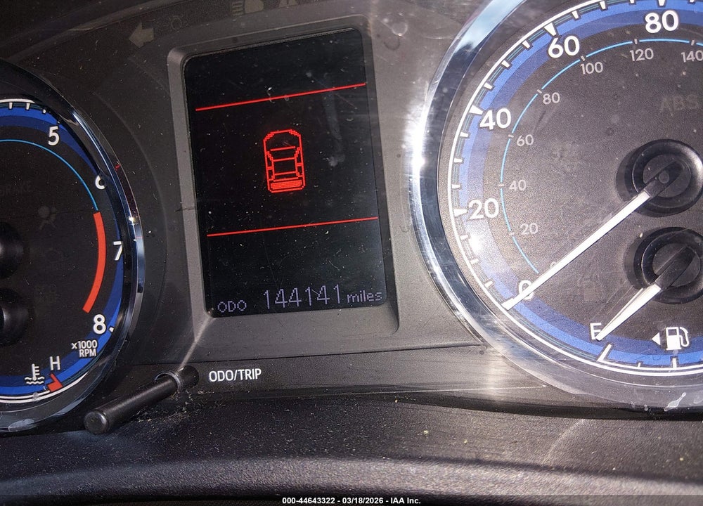 2019 TOYOTA COROLLA LE VIN: 2T1BURHE8KC229438