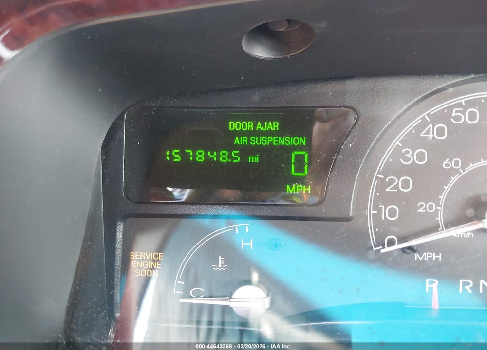 2004 LINCOLN TOWN CAR SIGNATURE VIN: 1LNHM81W34Y632812