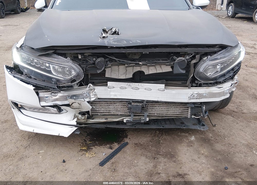 2018 HONDA ACCORD EX VIN: 1HGCV1F41JA250195