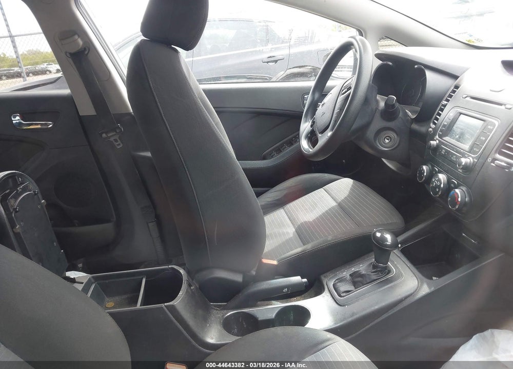 2016 KIA FORTE LX VIN: KNAFX4A69G5503262