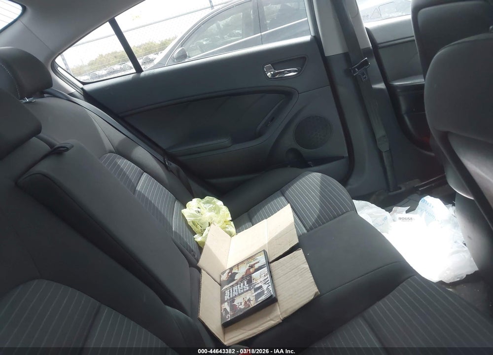 2016 KIA FORTE LX VIN: KNAFX4A69G5503262