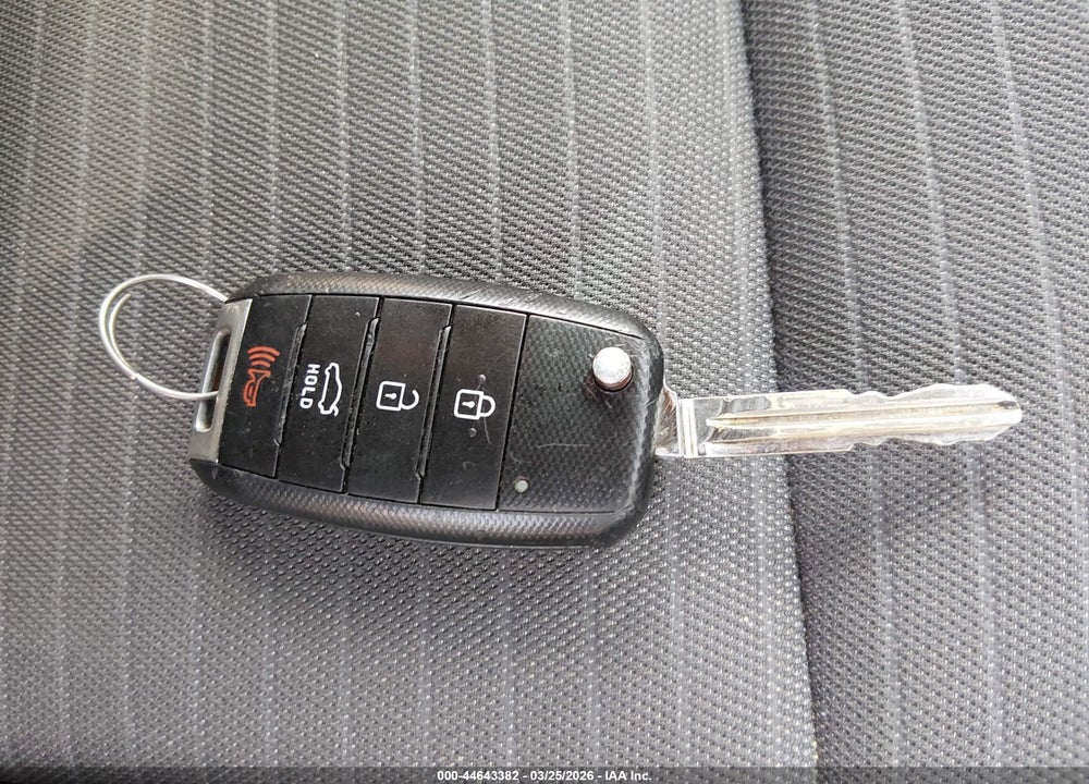 2016 KIA FORTE LX VIN: KNAFX4A69G5503262