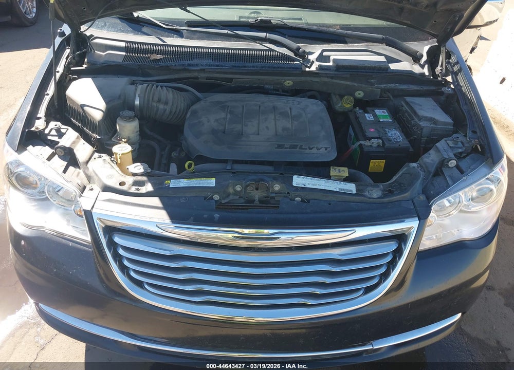 2011 CHRYSLER TOWN & COUNTRY LIMITED VIN: 2A4RR6DG1BR613044