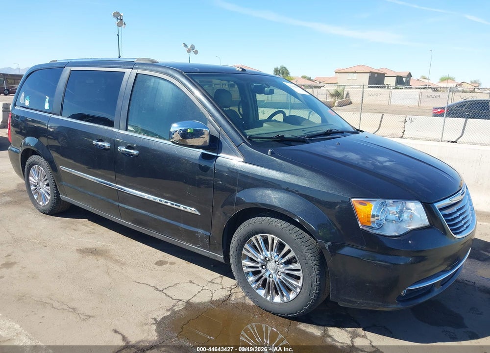 2011 CHRYSLER TOWN & COUNTRY LIMITED VIN: 2A4RR6DG1BR613044