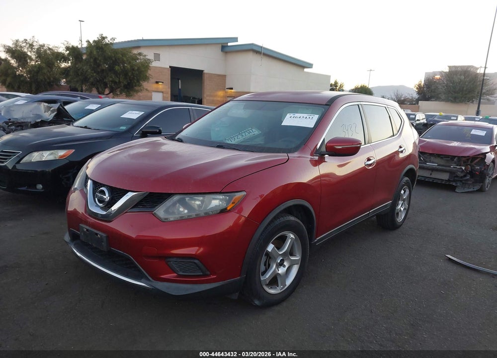 2015 NISSAN ROGUE S VIN: 5N1AT2MTXFC896788