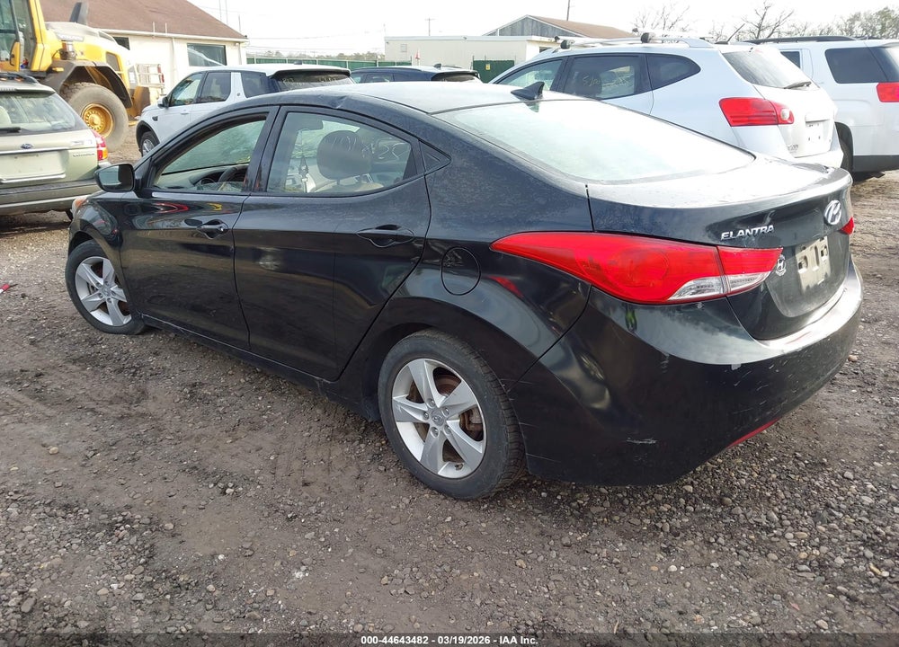 2013 HYUNDAI ELANTRA GLS VIN: 5NPDH4AE7DH450636
