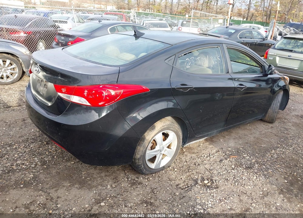 2013 HYUNDAI ELANTRA GLS VIN: 5NPDH4AE7DH450636
