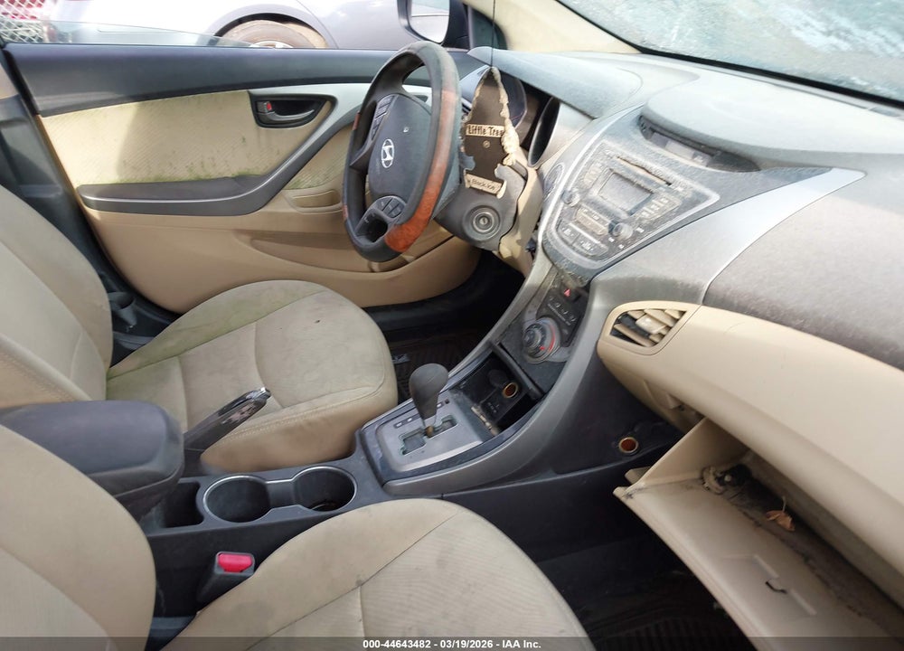 2013 HYUNDAI ELANTRA GLS VIN: 5NPDH4AE7DH450636