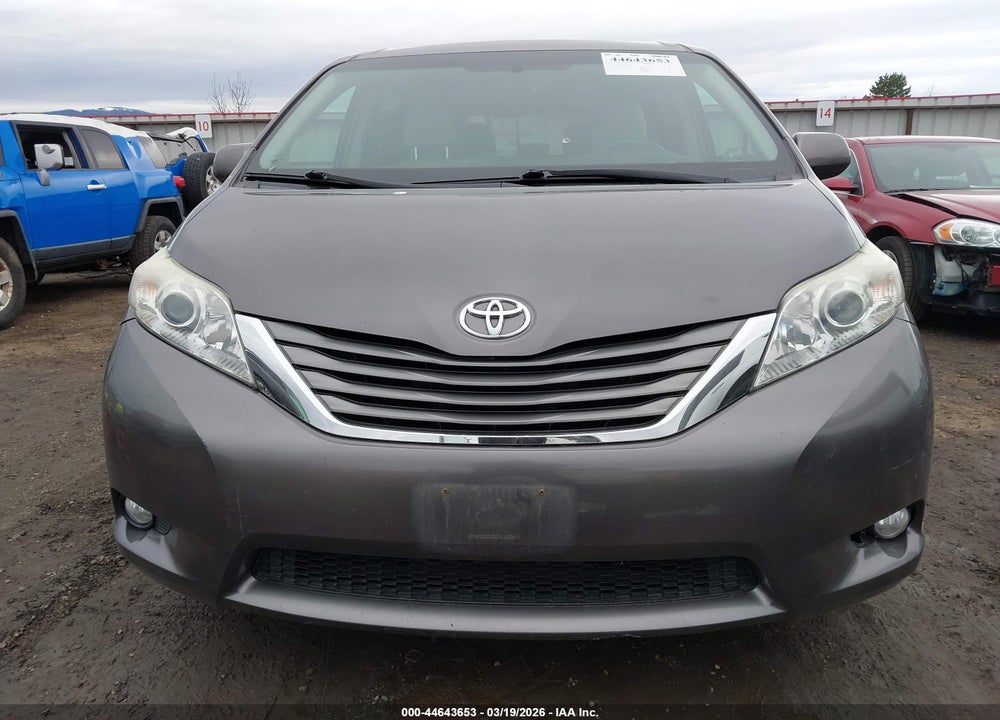 2013 TOYOTA SIENNA XLE 7 PASSENGER VIN: 5TDDK3DC3DS066496