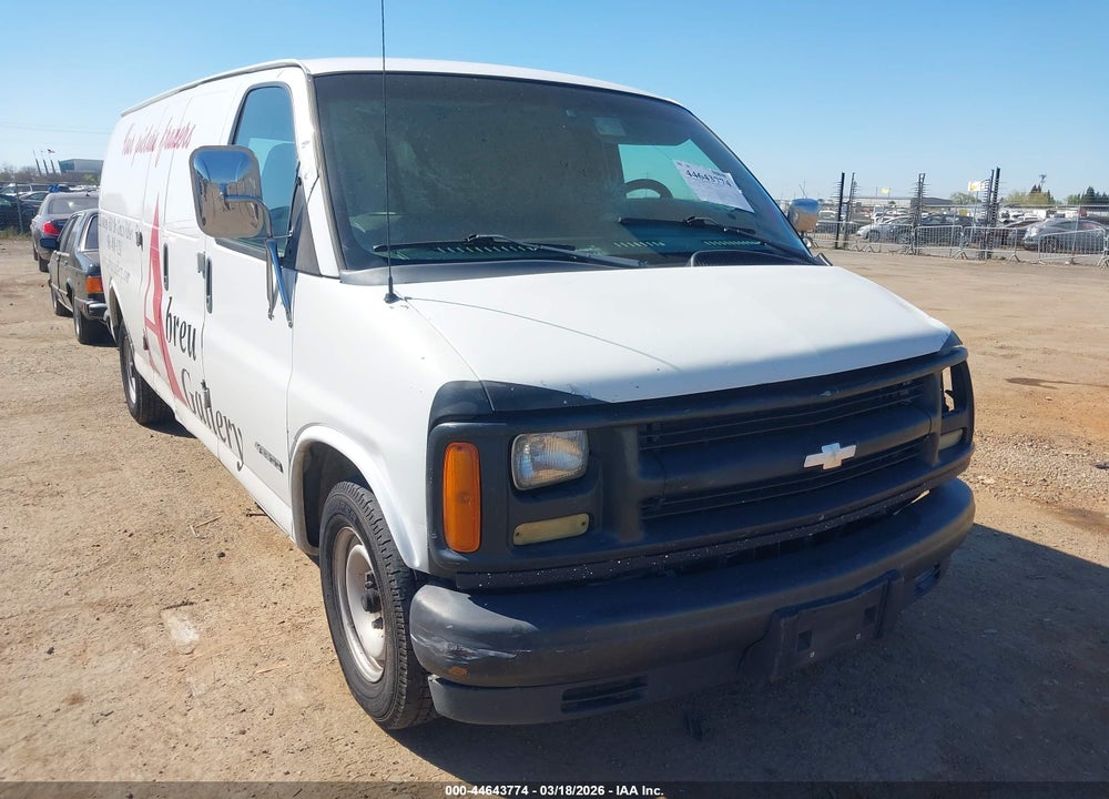 2002 CHEVROLET EXPRESS VIN: 1GCFG29M921200265
