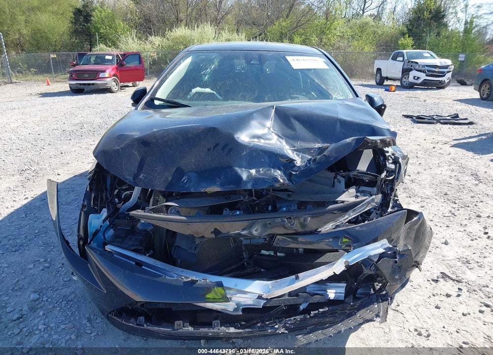 2022 TOYOTA COROLLA LE VIN: 5YFEPMAE7NP302241