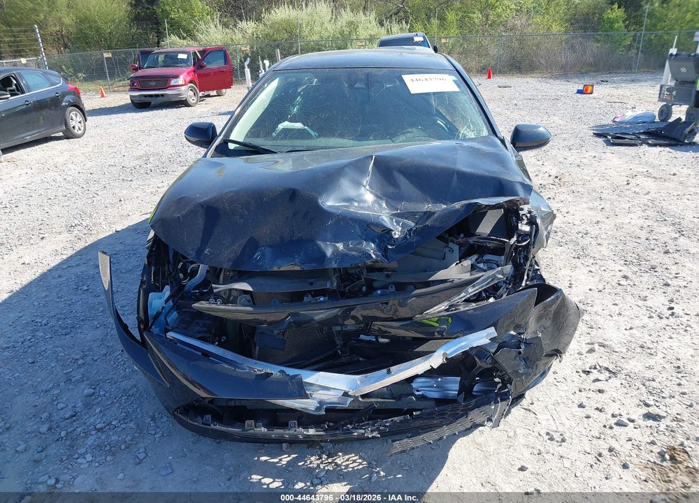 2022 TOYOTA COROLLA LE VIN: 5YFEPMAE7NP302241
