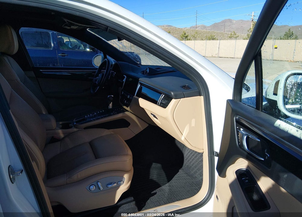 2019 PORSCHE MACAN S VIN: WP1AB2A55KLB34054