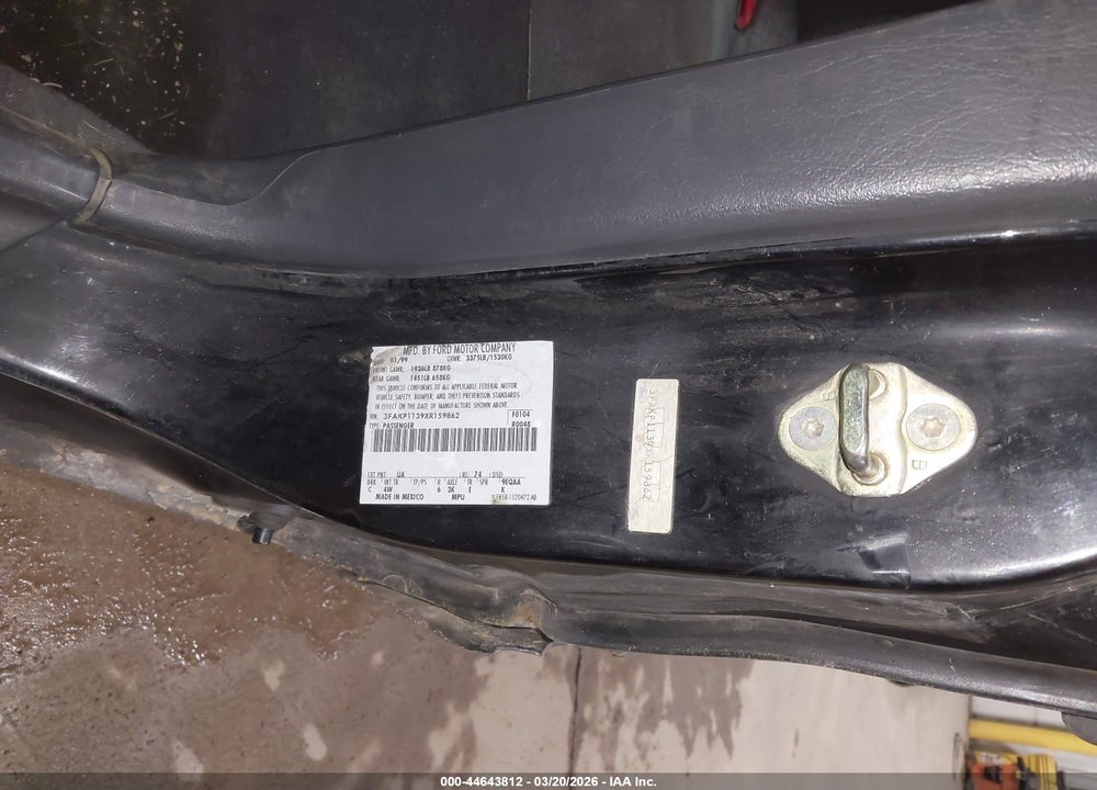 1999 FORD ESCORT ZX2 COOL/ZX2 HOT VIN: 3FAKP1139XR159862